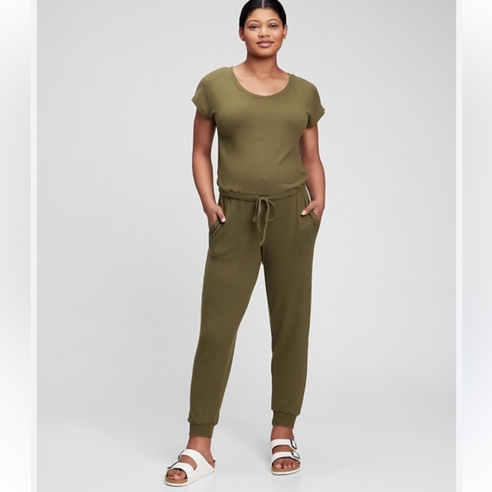 Maternity Gap Olive Green Women's Jumpsuit Softspun sz M price firm!